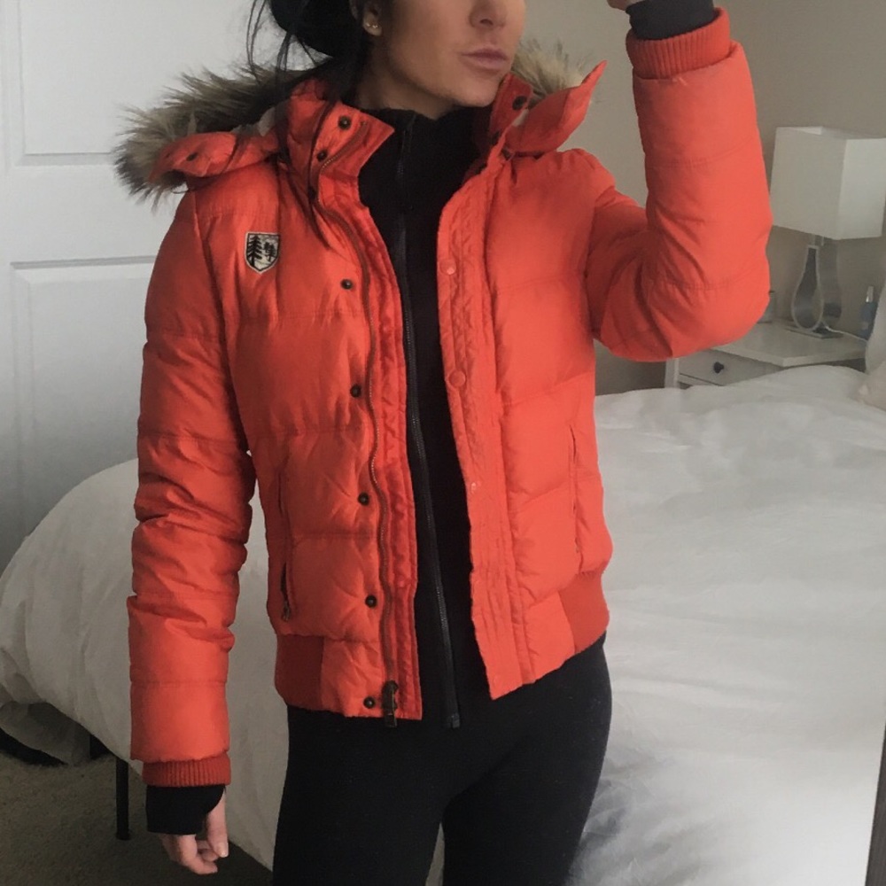 American Eagle puffer winter coat fur hood jacket